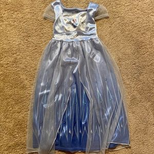 Disney 4T - Anna and Elsa night gowns